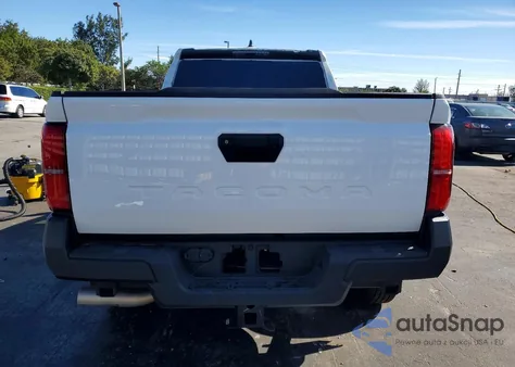 2024 Toyota Tacoma Xtracab z USA, uszkodzony, nr VIN 3TYJDAHN8RT010546